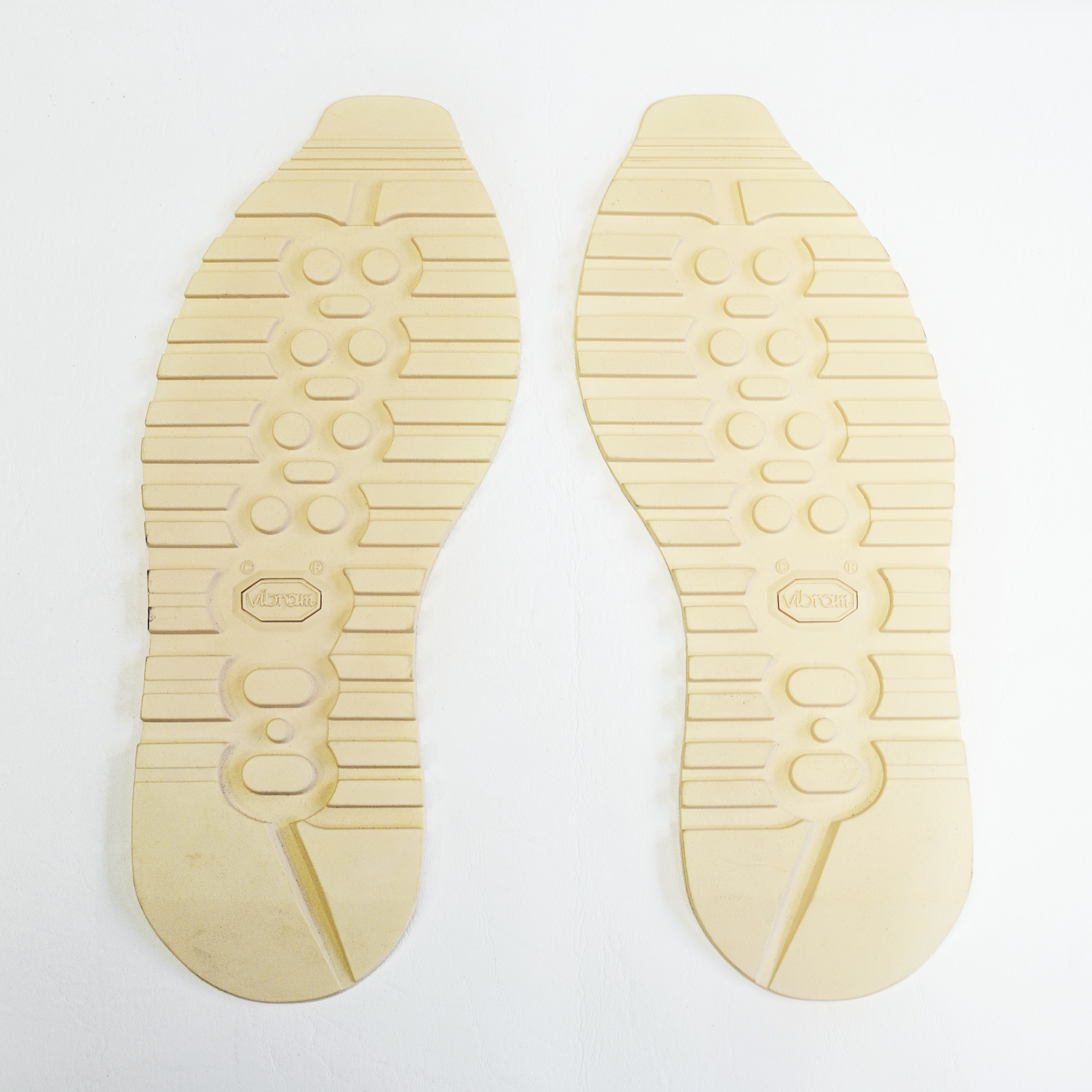 <br />
<b>Warning</b>:  Undefined variable $kl_liste_bild in <b>/home/al76tgm1mylb/webseiten/classes/class.crudpreisedetailmieten.php</b> on line <b>250</b><br />
<br />
<b>Warning</b>:  Trying to access array offset on null in <b>/home/al76tgm1mylb/webseiten/classes/class.crudpreisedetailmieten.php</b> on line <b>250</b><br />
