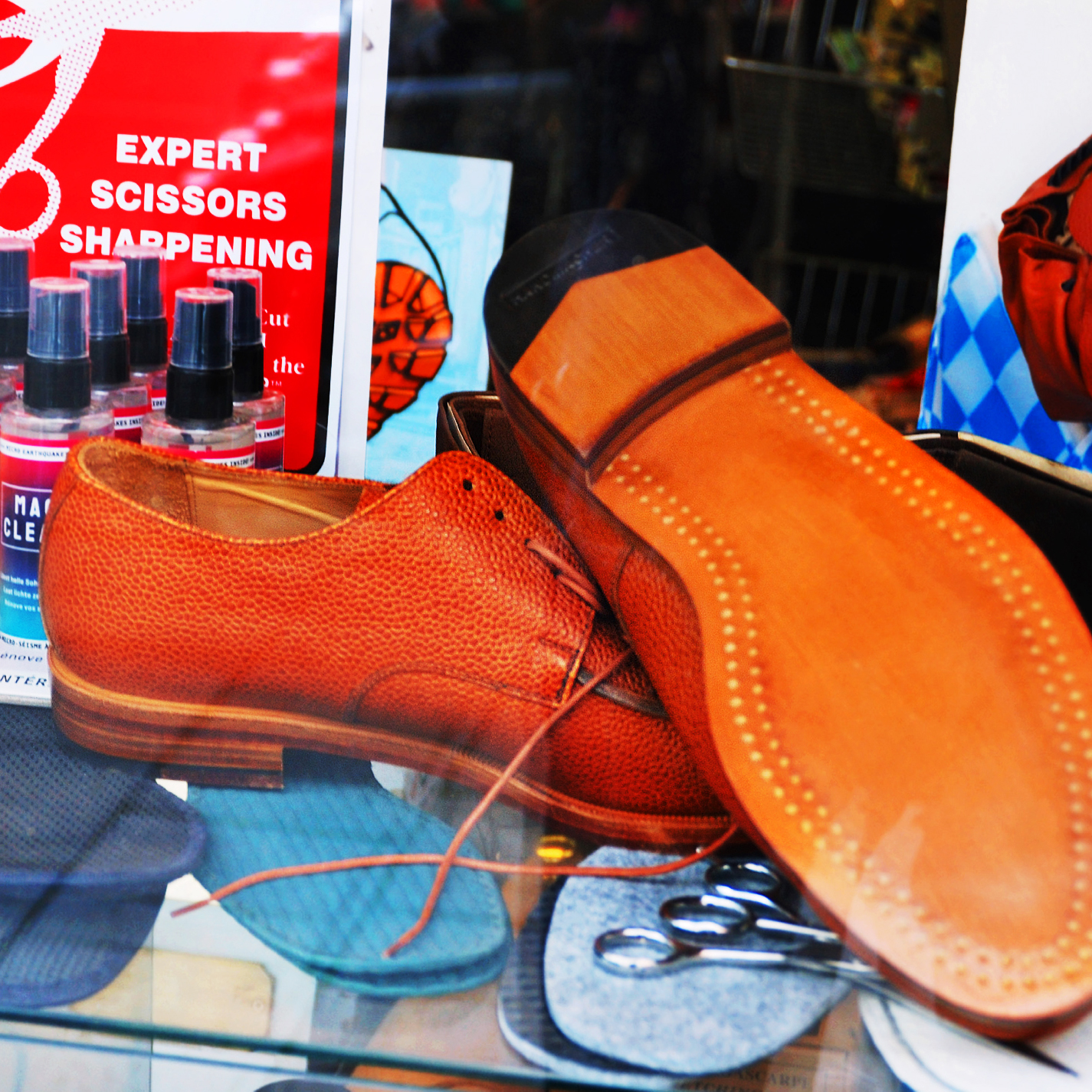 <br />
<b>Warning</b>:  Undefined variable $kl_liste_bild in <b>/home/al76tgm1mylb/webseiten/classes/class.crudpreisedetailmieten.php</b> on line <b>250</b><br />
<br />
<b>Warning</b>:  Trying to access array offset on null in <b>/home/al76tgm1mylb/webseiten/classes/class.crudpreisedetailmieten.php</b> on line <b>250</b><br />
