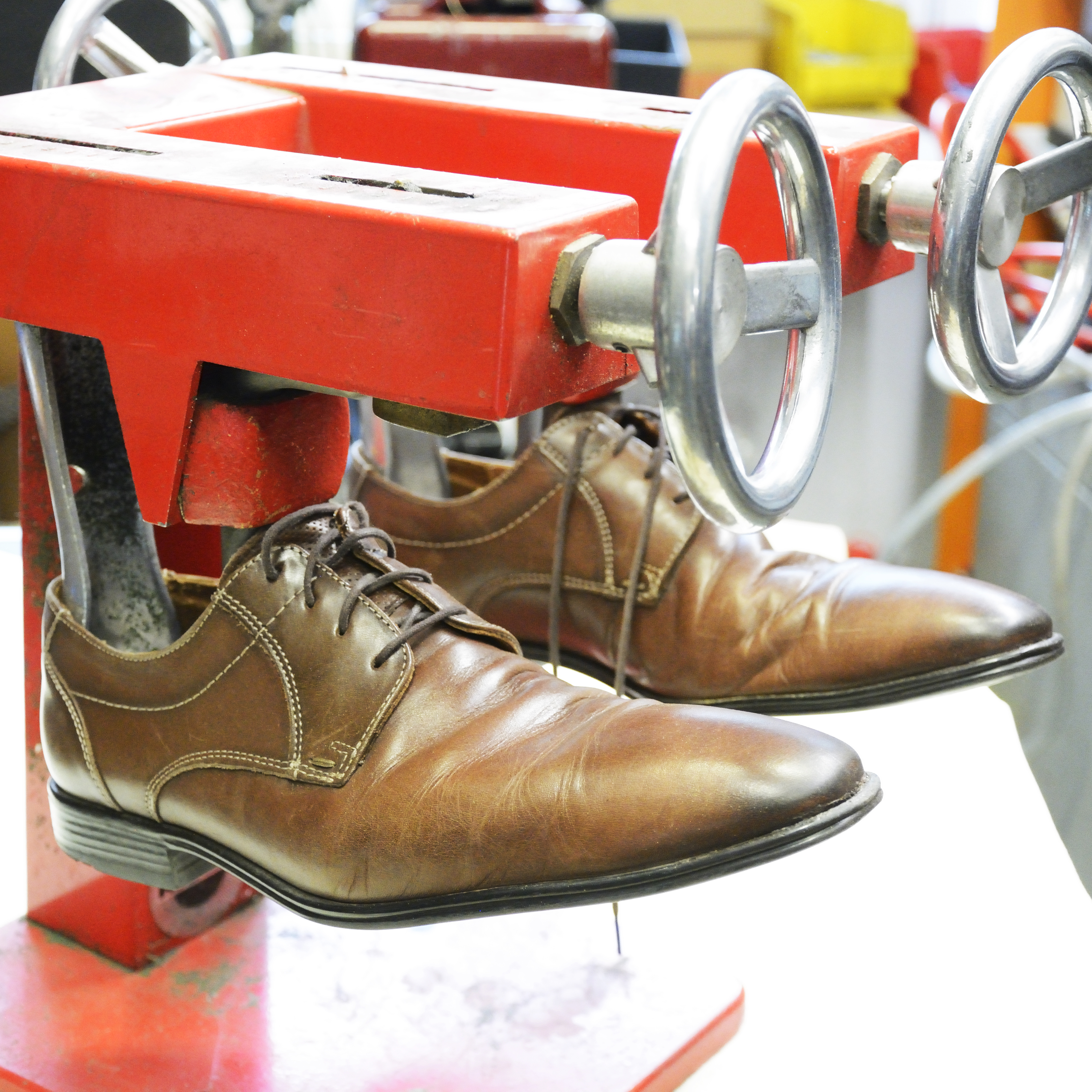 <br />
<b>Warning</b>:  Undefined variable $kl_liste_bild in <b>/home/al76tgm1mylb/webseiten/classes/class.crudpreisedetailmieten.php</b> on line <b>250</b><br />
<br />
<b>Warning</b>:  Trying to access array offset on null in <b>/home/al76tgm1mylb/webseiten/classes/class.crudpreisedetailmieten.php</b> on line <b>250</b><br />
